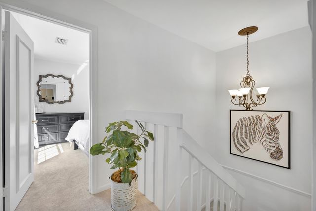 352 Prestwick Circle 3, Palm Beach Gardens, FL 33418