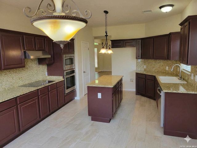 21039 LA PENA DR, San Antonio, TX 78258