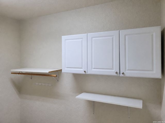 21039 LA PENA DR, San Antonio, TX 78258
