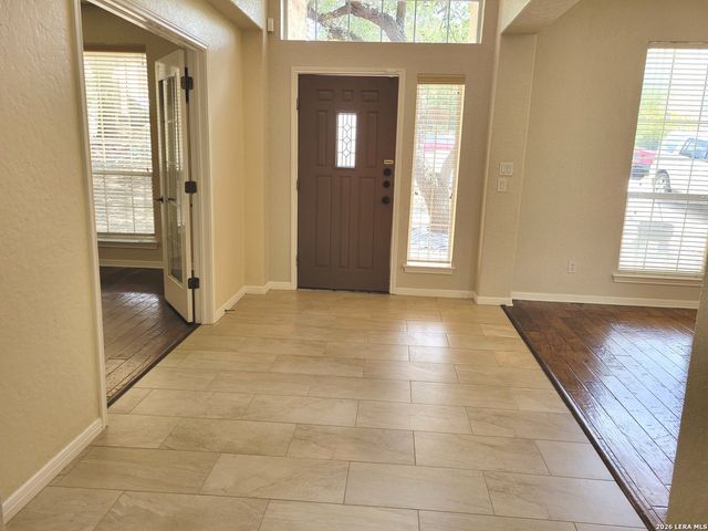21039 LA PENA DR, San Antonio, TX 78258