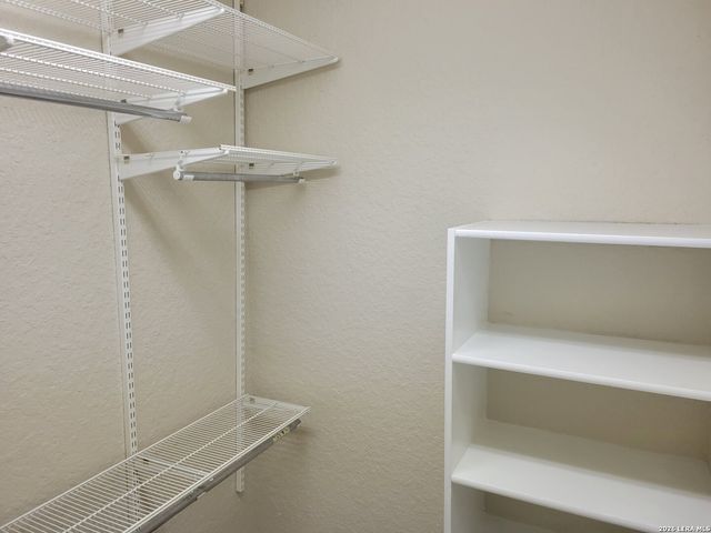 21039 LA PENA DR, San Antonio, TX 78258
