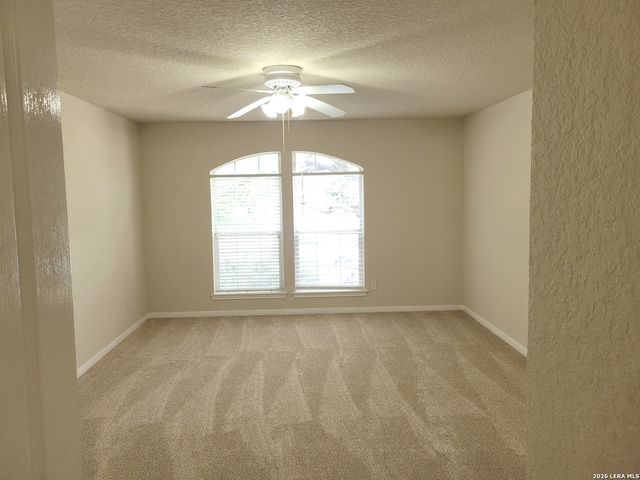 21039 LA PENA DR, San Antonio, TX 78258