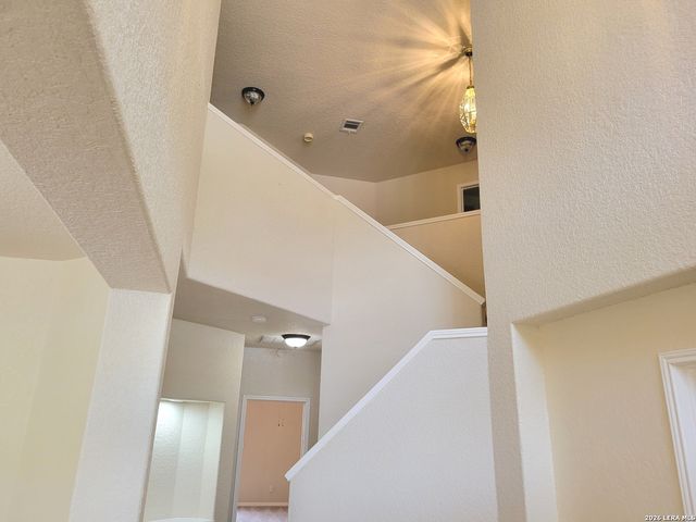21039 LA PENA DR, San Antonio, TX 78258