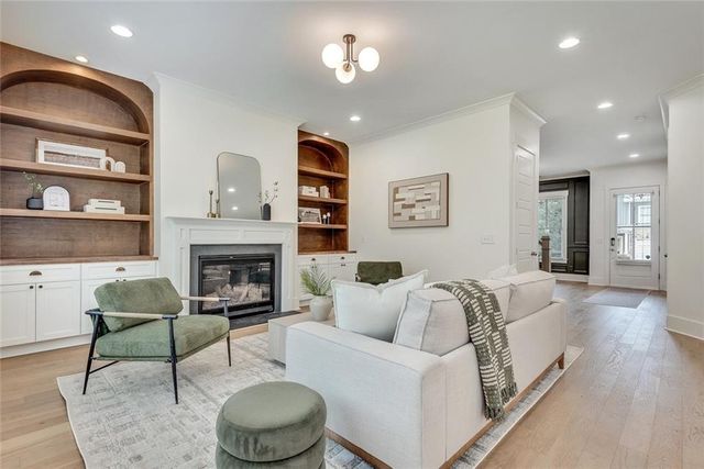 1536 Sylvester Circle SE, Atlanta, GA 30316