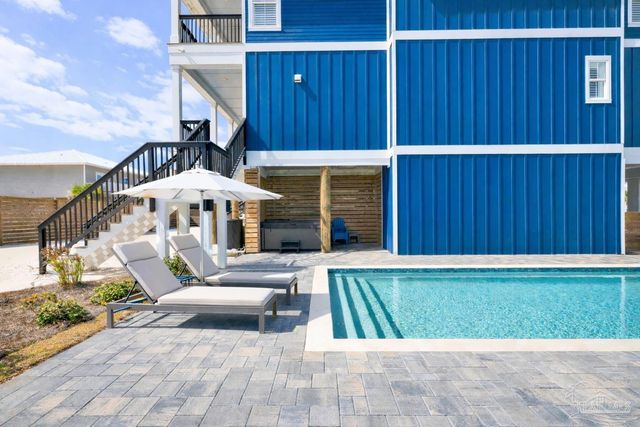 8169 White Sands Blvd, Navarre Beach, FL 32566