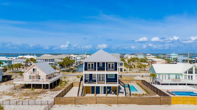 8169 White Sands Blvd, Navarre Beach, FL 32566