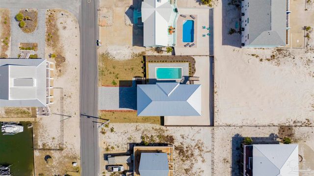 8169 White Sands Blvd, Navarre Beach, FL 32566