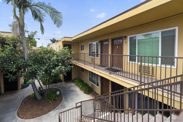 4346 52nd Street 10, San Diego, CA 92115