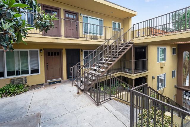 4346 52nd Street 10, San Diego, CA 92115