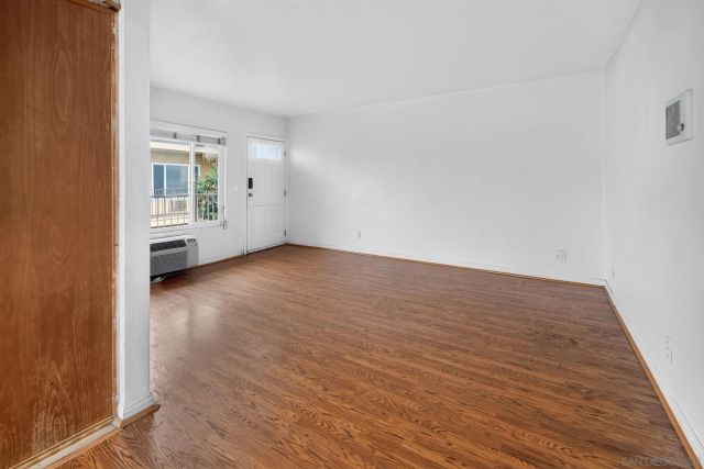 4346 52nd Street 10, San Diego, CA 92115