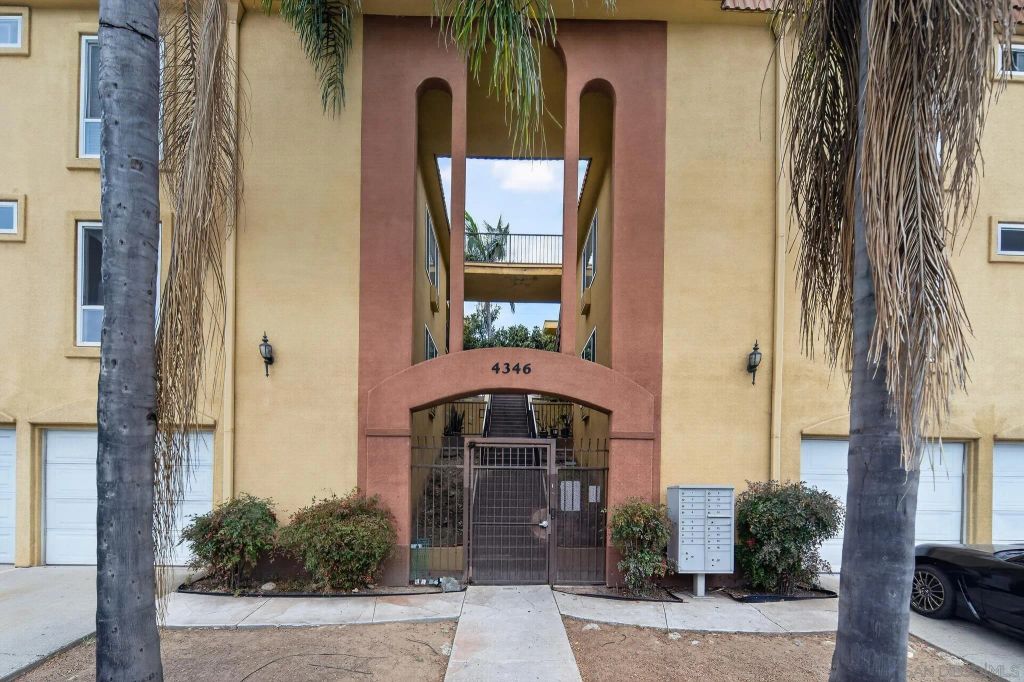 4346 52nd Street 10, San Diego, CA 92115