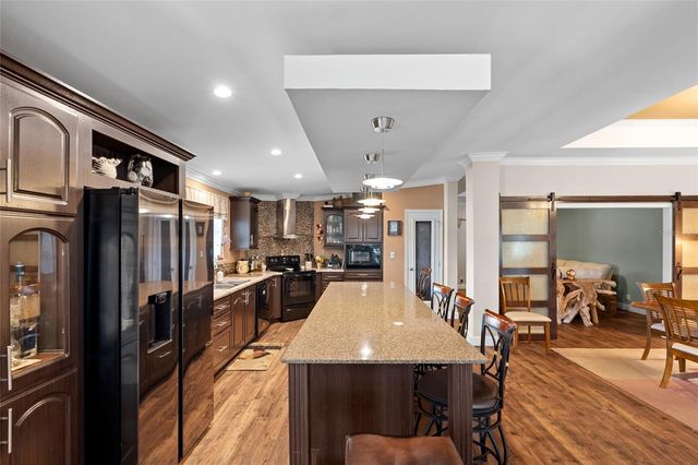 2715 9TH AVENUE N, St Petersburg, FL 33713