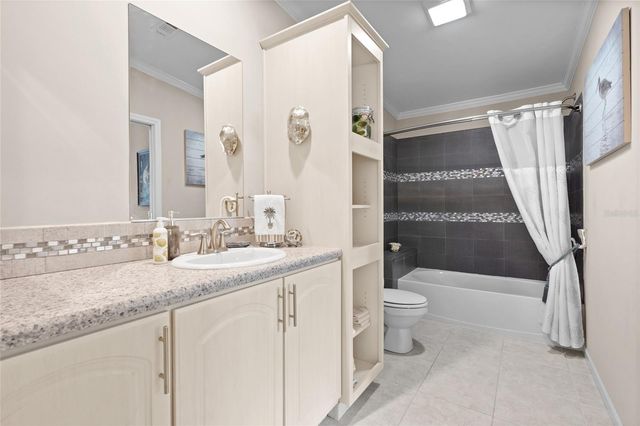 2715 9TH AVENUE N, St Petersburg, FL 33713