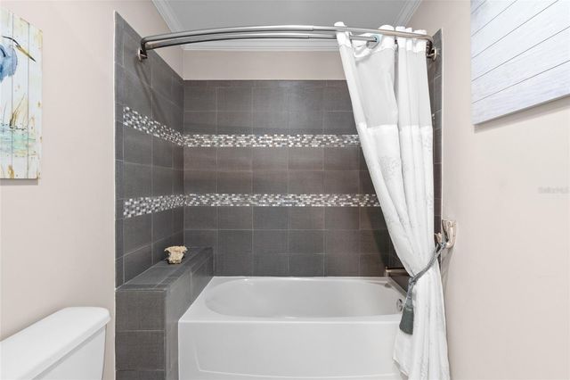 2715 9TH AVENUE N, St Petersburg, FL 33713