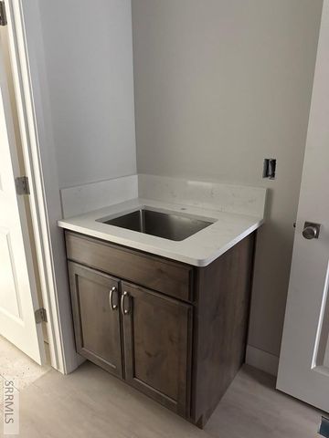 5446 Rip Tideroad, Idaho Falls, ID 83404