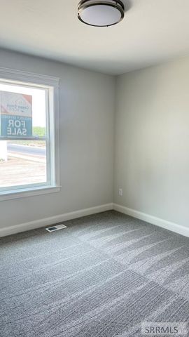5446 Rip Tideroad, Idaho Falls, ID 83404