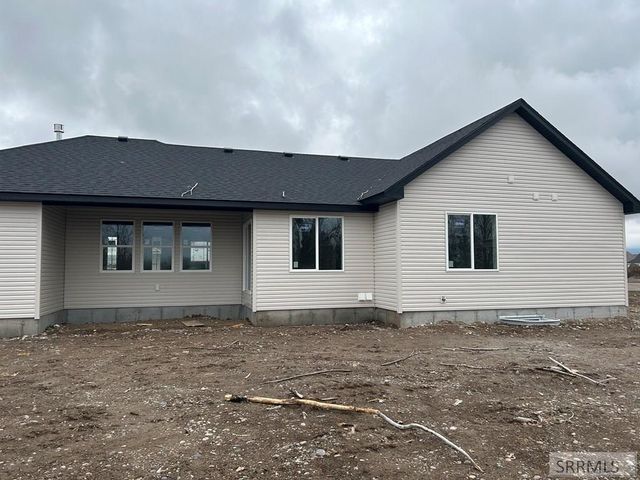 5446 Rip Tideroad, Idaho Falls, ID 83404