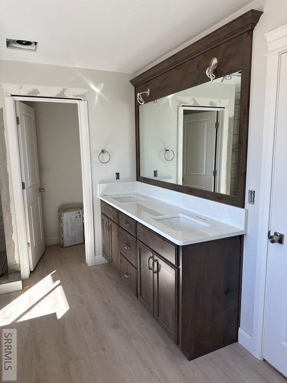 Image 12 of property listing at 5446 Rip Tideroad, Idaho Falls, ID 83404