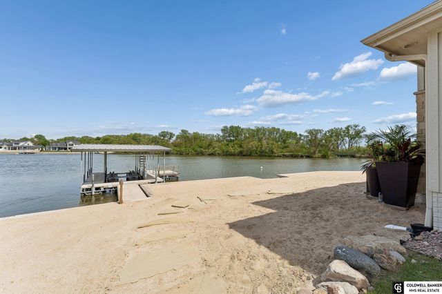 28401 Laurel Circle, Valley, NE 68064