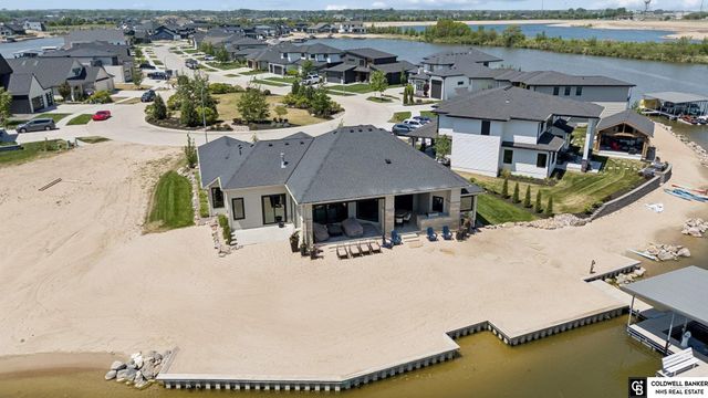 28401 Laurel Circle, Valley, NE 68064