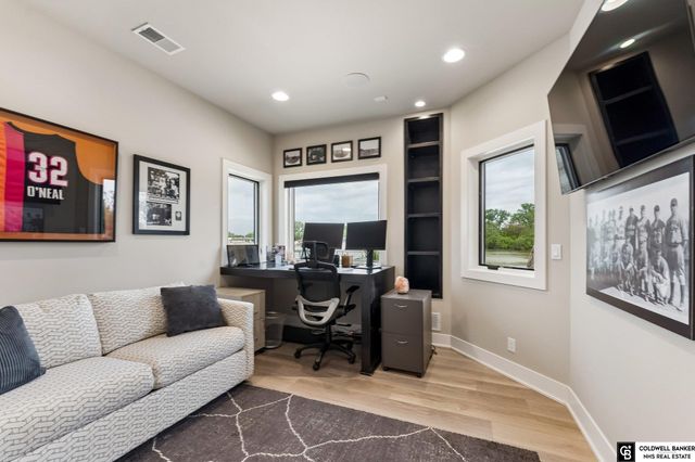 28401 Laurel Circle, Valley, NE 68064