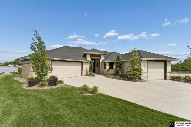 28401 Laurel Circle, Valley, NE 68064