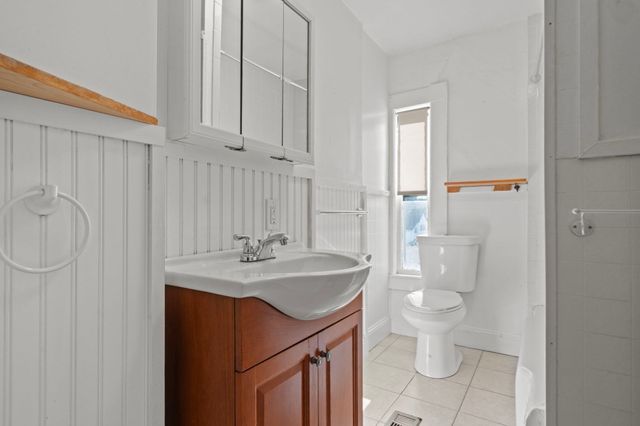27 Highland St 27, Woburn, MA 01801