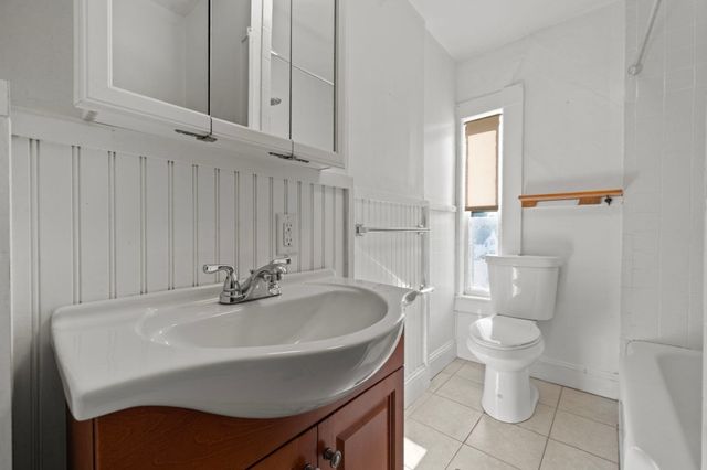 27 Highland St 27, Woburn, MA 01801