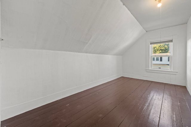 27 Highland St 27, Woburn, MA 01801