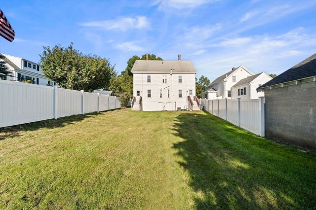 27 Highland St 27, Woburn, MA 01801