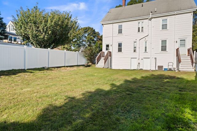 27 Highland St 27, Woburn, MA 01801