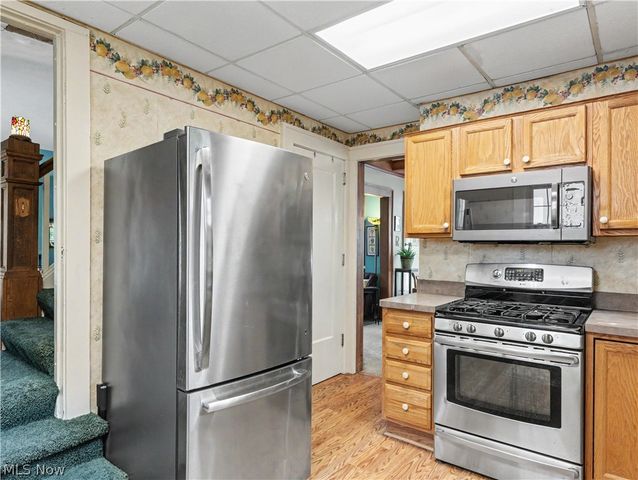 1340 Front Street, Cuyahoga Falls, OH 44221