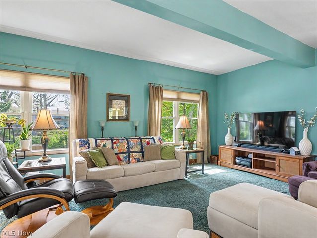 1340 Front Street, Cuyahoga Falls, OH 44221