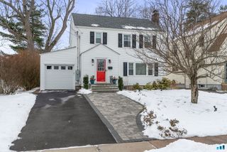 22 Ballard Drive, West Hartford, CT 06119