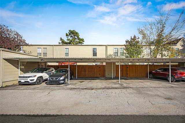 14719 Barryknoll Lane 52, Houston, TX 77079