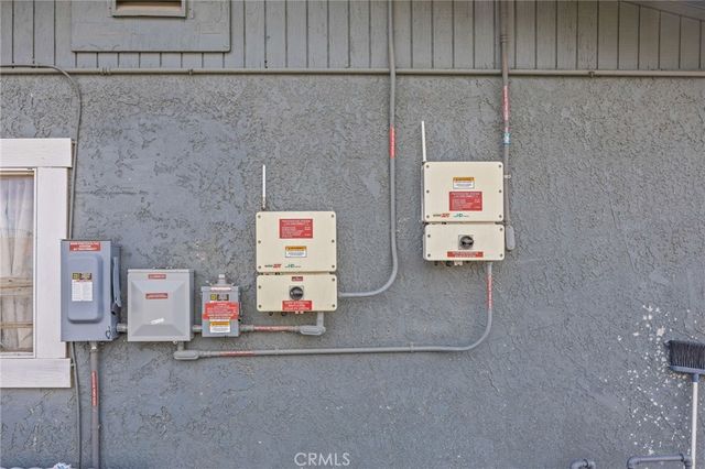 13288 13288 Choco Road, Apple Valley, CA 92308