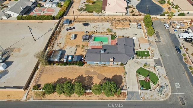 13288 13288 Choco Road, Apple Valley, CA 92308