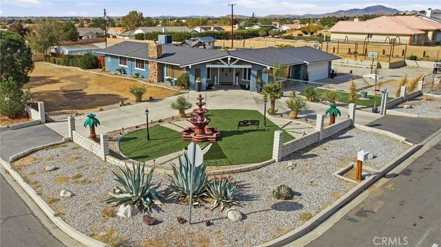 13288 13288 Choco Road, Apple Valley, CA 92308