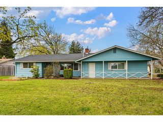 2495 JEPPESEN ACRES Rd, Eugene, OR 97401