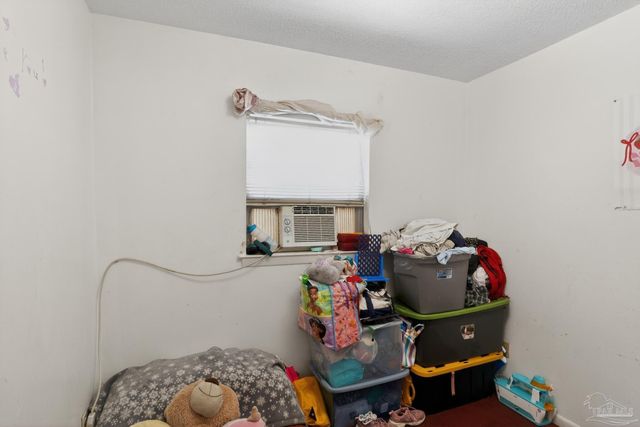 8641 Fab St, Pensacola, FL 32514