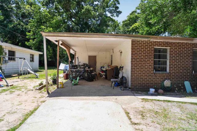 8641 Fab St, Pensacola, FL 32514