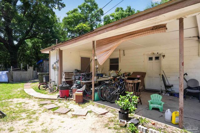8641 Fab St, Pensacola, FL 32514