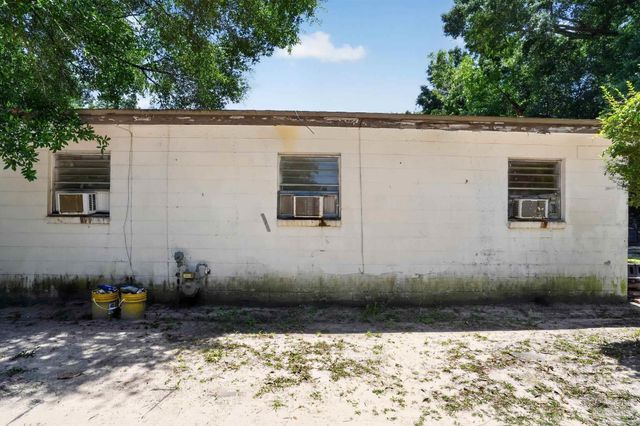 8641 Fab St, Pensacola, FL 32514