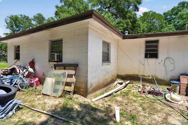 8641 Fab St, Pensacola, FL 32514
