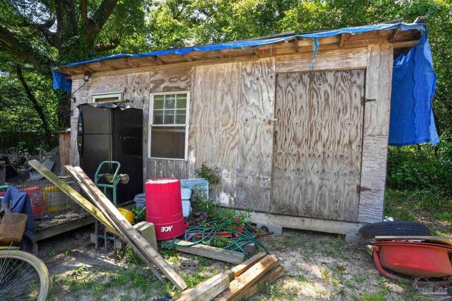 8641 Fab St, Pensacola, FL 32514