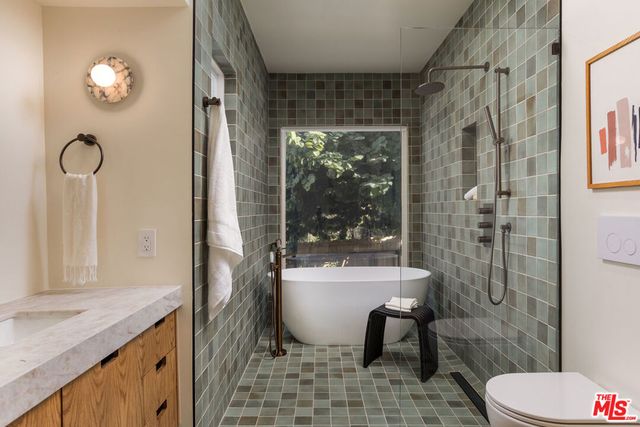 1605 Council Street, Los Angeles, CA 90026