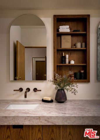 1605 Council Street, Los Angeles, CA 90026