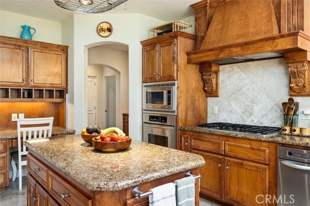 1990 Calle Los Charros, Templeton, CA 93465