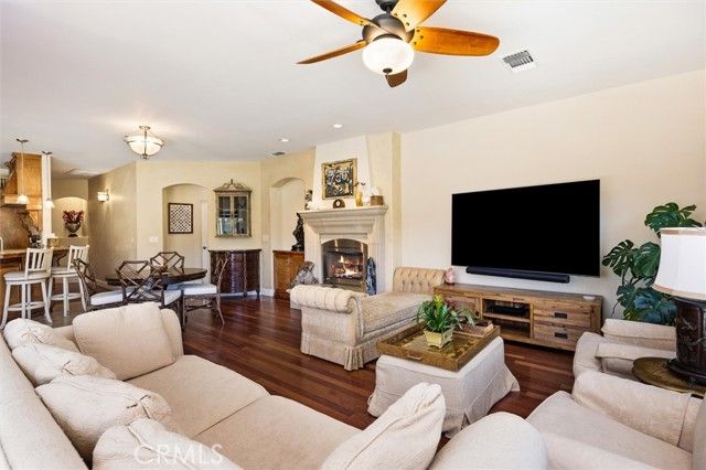 1990 Calle Los Charros, Templeton, CA 93465