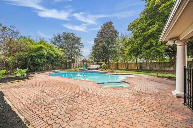 2526 Stephens Grant Drive, Sugar Land, TX 77479